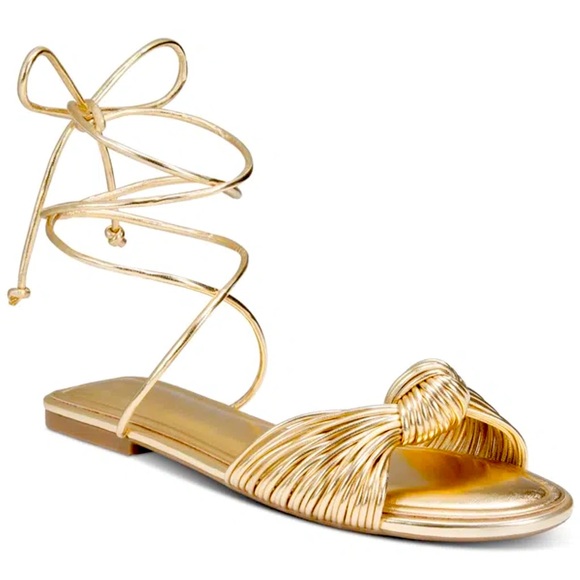 🐘🐘 On 34th Street Strappy Sandals - Picture 1 of 2